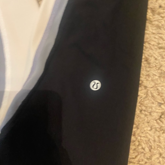 Lululemon leggings - Picture 2 of 5